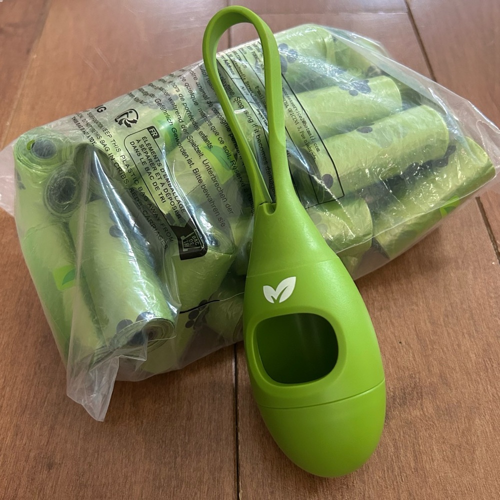 🌱Biodegradable Poop Bags + Dispenser